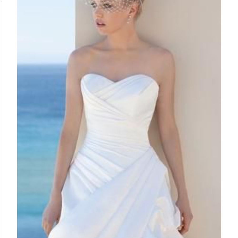 Wedding Gown, Donna Salado